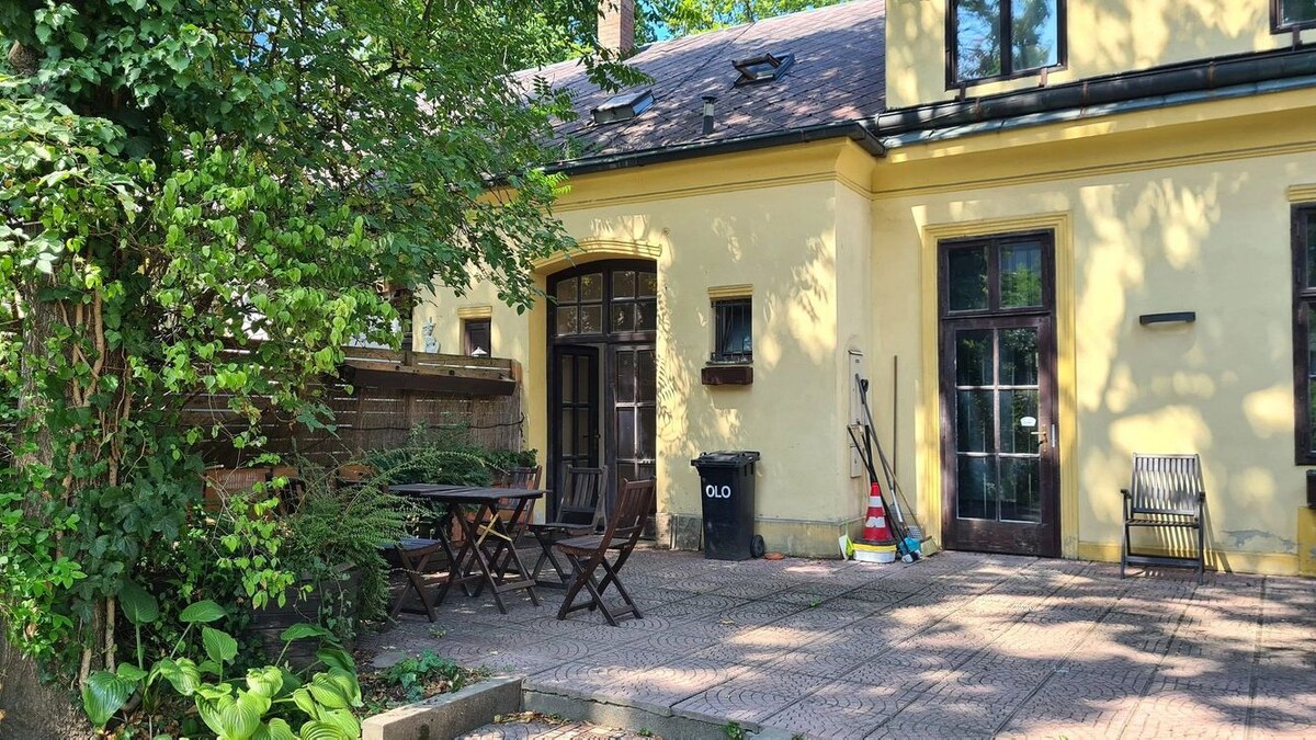 Investícia / Historický objekt v centre BA I, Starom Meste, v susedstve Blumentálskeho kostola — foto 12