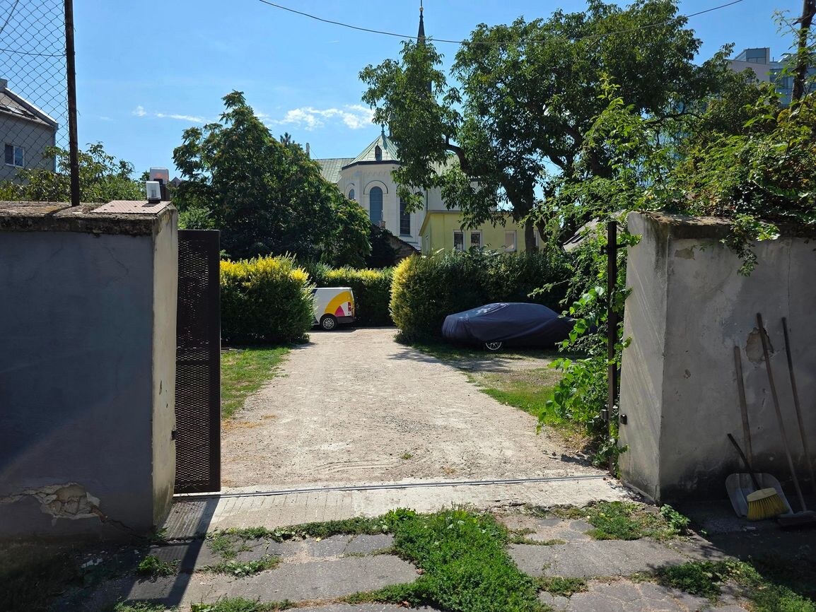 Investícia / Historický objekt v centre BA I, Starom Meste, v susedstve Blumentálskeho kostola — foto 14