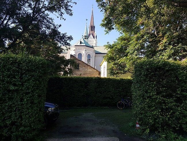 Investícia / Historický objekt v centre BA I, Starom Meste, v susedstve Blumentálskeho kostola — foto 3