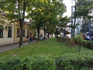 Investícia / Historický objekt v centre BA I, Starom Meste, v susedstve Blumentálskeho kostola — foto 1