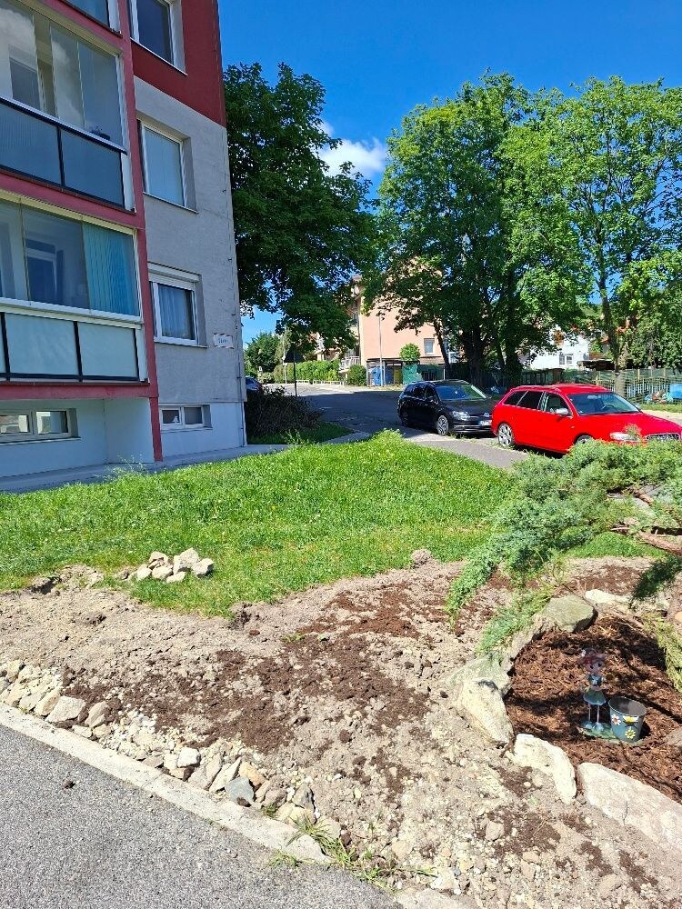 Predaj pozemkov na ul. Úžiny od 15 m2 do 30 m2 pre vlastné využitie s možnosťou parkovania — foto 2