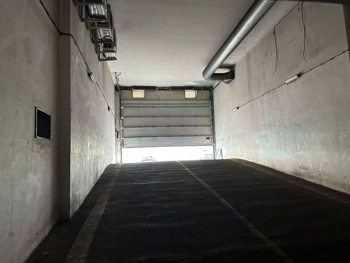 Predaj  NP - kancelárie s možnosťou prerobenia na byty v BA II, Ružinov,  na Trnavskej ceste 82 - parkovanie — foto 12