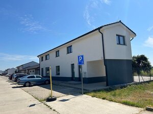 Dom na bývanie aj podnikanie v Senci, Malý Biel, Marhuľova ul. — foto 4