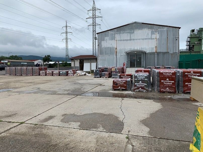 (SHOWROOM) - Obchodno - prevádzkové priestory s voľnou skladovou plochou v BA III, Novom Meste, Stará Vajnorska ul. — foto 7