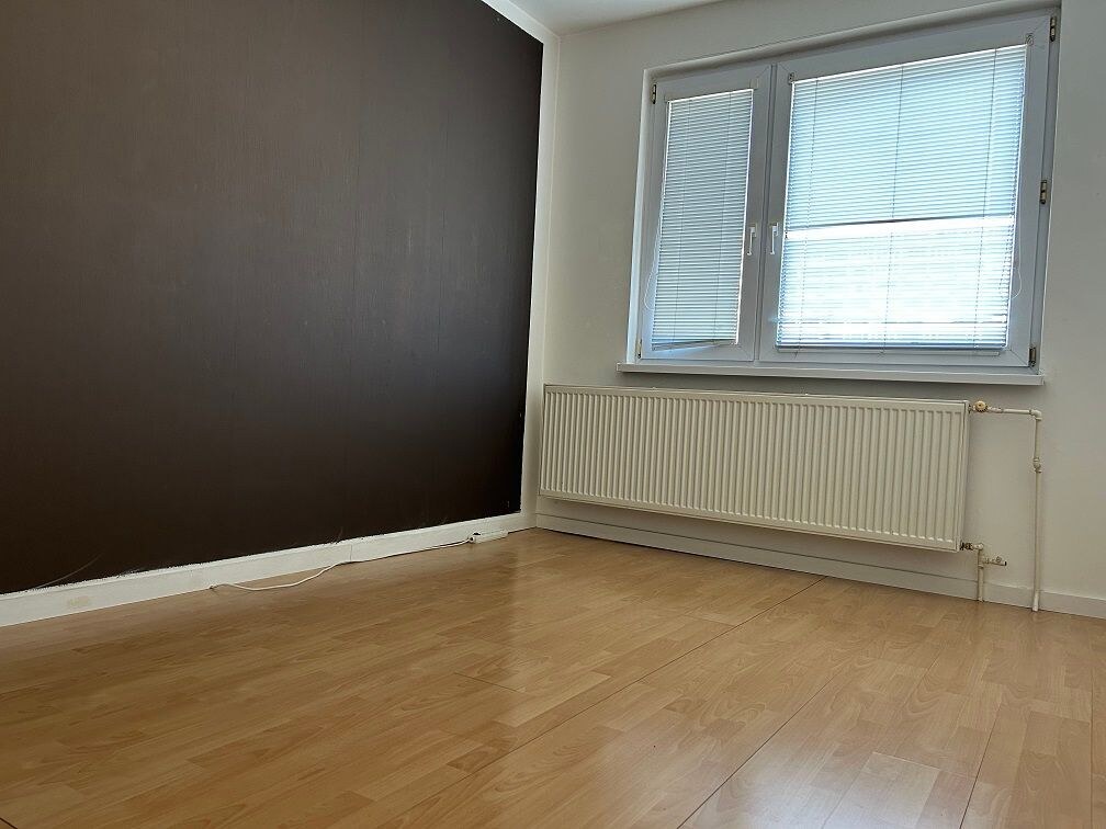 3-izbový byt s loggiou vo vyhľadávanej časti Petržalky – Furdekova ulica — foto 2