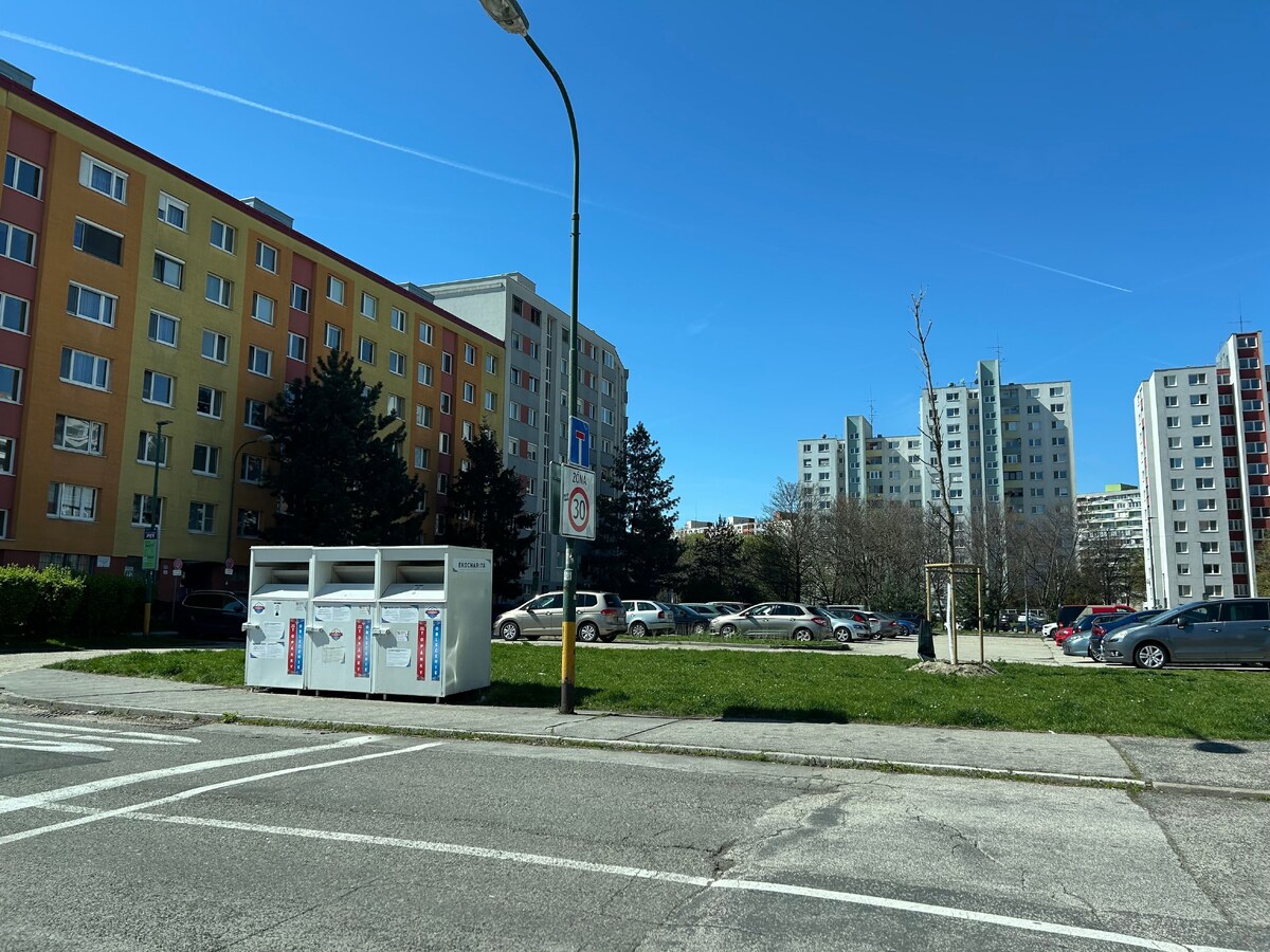3-izbový byt s loggiou vo vyhľadávanej časti Petržalky – Furdekova ulica — foto 18