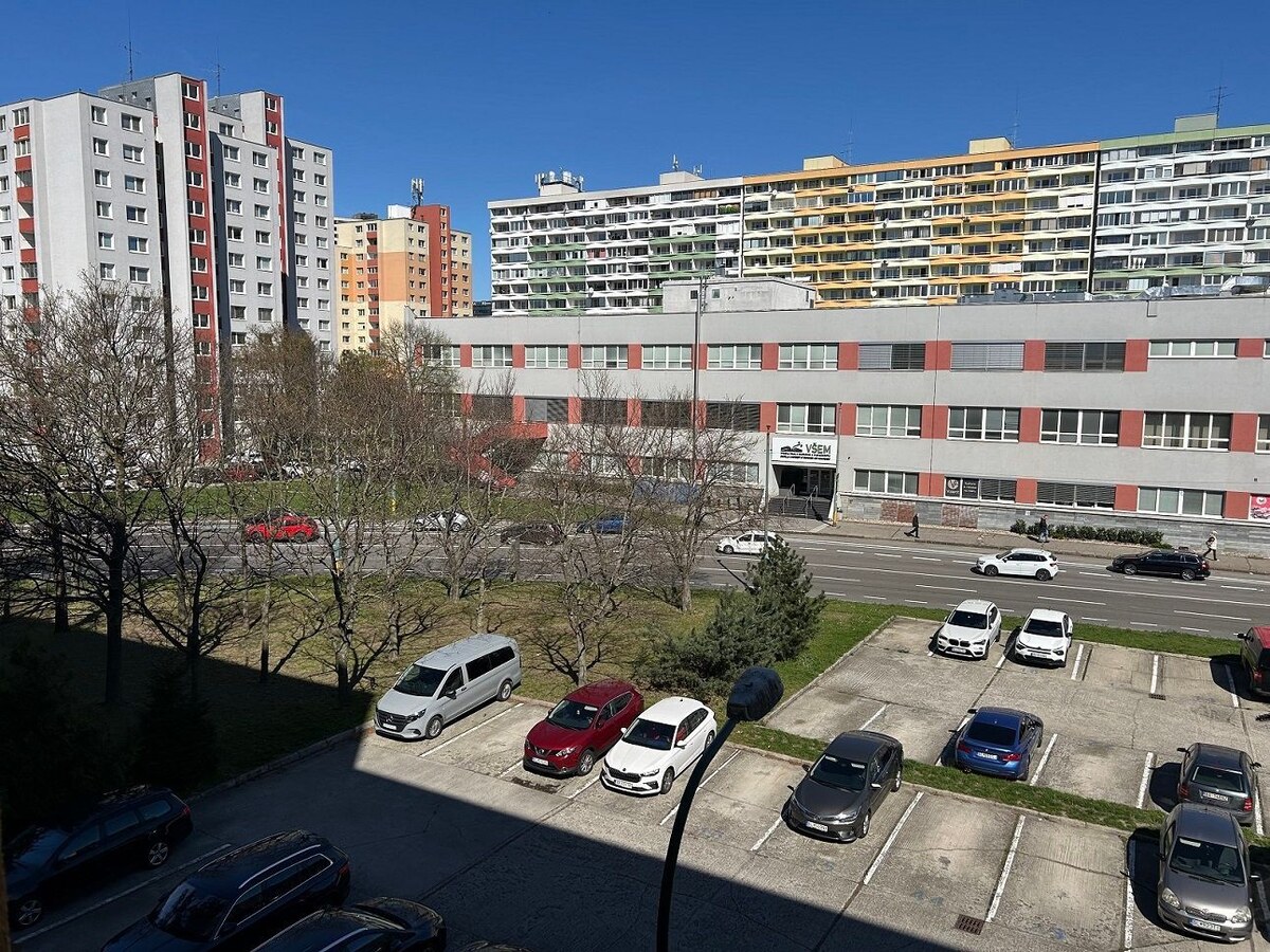 3-izbový byt s loggiou vo vyhľadávanej časti Petržalky – Furdekova ulica — foto 19