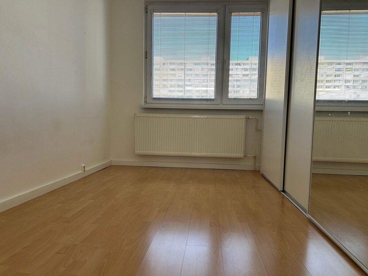 3-izbový byt s loggiou vo vyhľadávanej časti Petržalky – Furdekova ulica — foto 8
