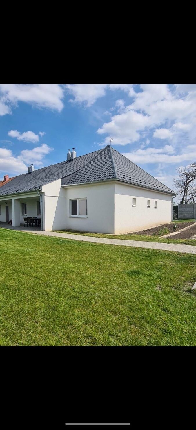 Bývajte v byte s veľkou záhradou   — foto 17