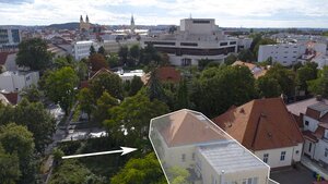 Vila  na Kmeťkovej ul. v centre Nitry - Starom Meste — foto 2