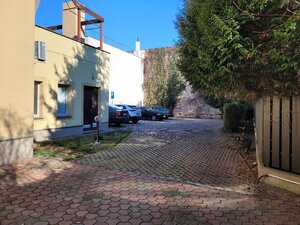 Vila  na Kmeťkovej ul. v centre Nitry - Starom Meste — foto 12