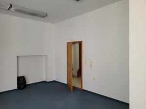 Vila  na Kmeťkovej ul. v centre Nitry - Starom Meste — foto 23