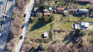 Stavebný pozemok na komerčné využitie v Bratislave - Dúbravke s dobrým napojením na diaľnicu — foto 4