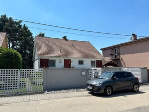 4 izbový rodinný dom s upravenou záhradou a bazénom neďaleko BA v obci Štvrtok na Ostrove — foto 2