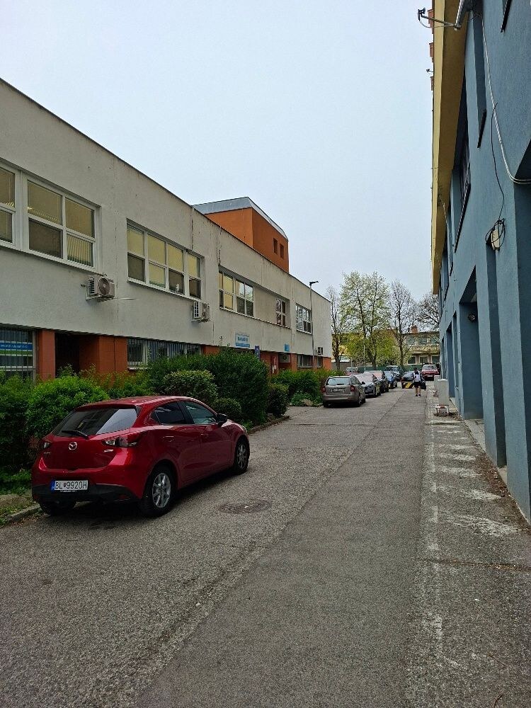 Predaj 4 izbového bytu v BA IV, Devínskej Novej Vsi, ul. P. Horova — foto 7