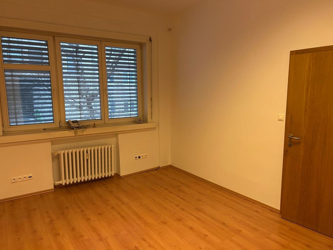 5 izbový byt na prenájom v BA I, Starom Meste, pri EUROVEA - Bezručova ul. — foto 16