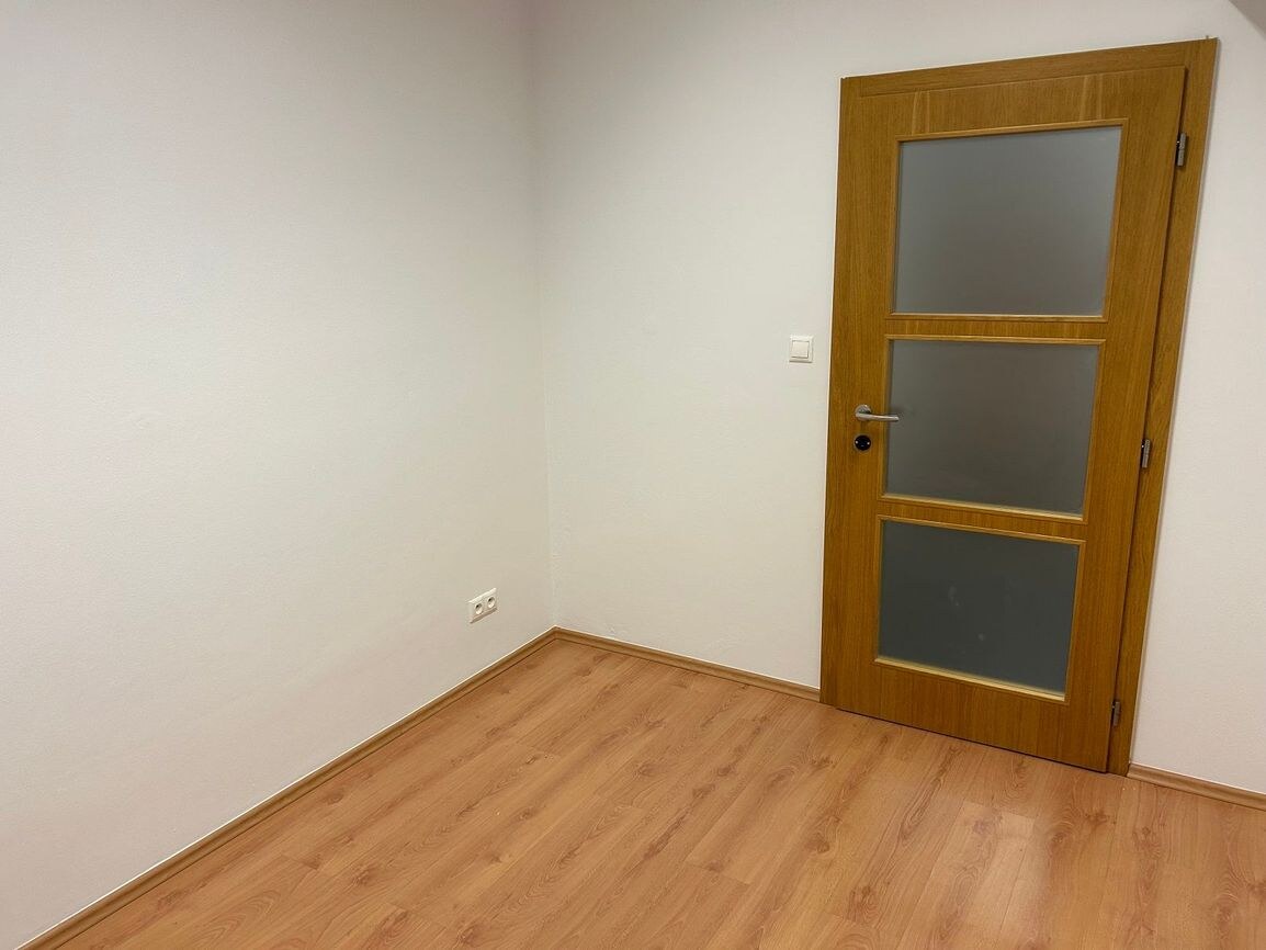 5 izbový byt na prenájom v BA I, Starom Meste, pri EUROVEA - Bezručova ul. — foto 6