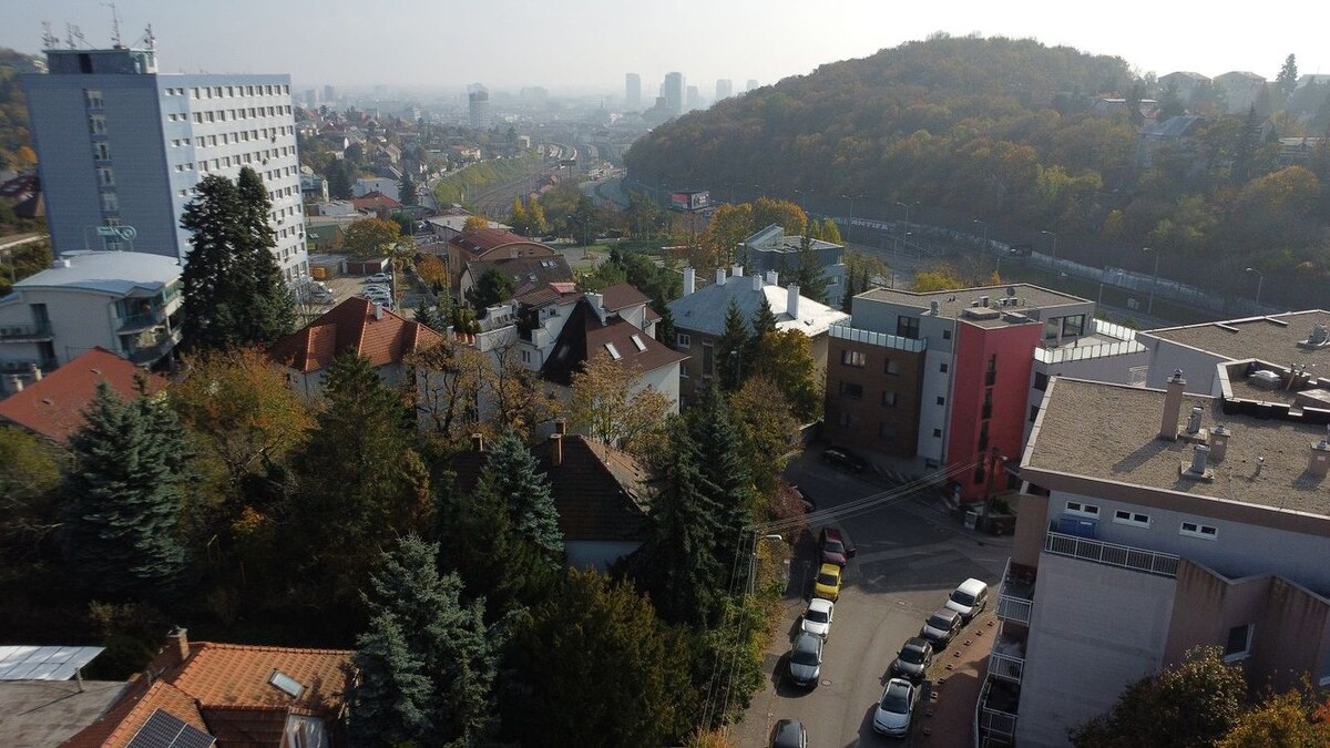 Pozemok na výstavbu mestskej vily BA III, Kramáre, kat. územie Vinohrady — foto 8
