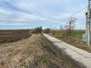 Stavebný pozemok na podnikateľské účely v Bernolákove s dobrým napojením na diaľnicu D1 — foto 6