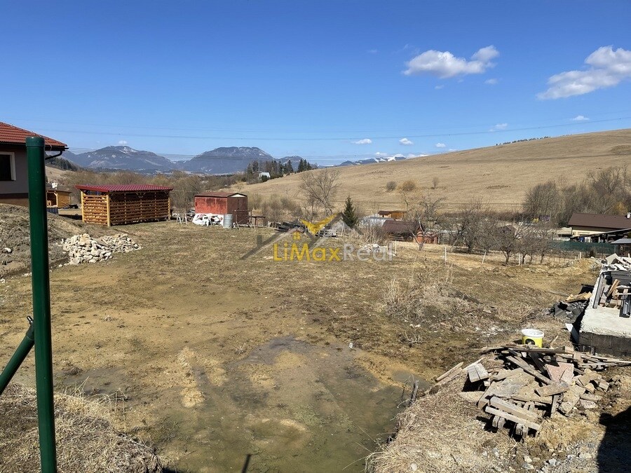 Pozemok so stavebným povolením neďaleko Liptovského Mikuláša — foto 3