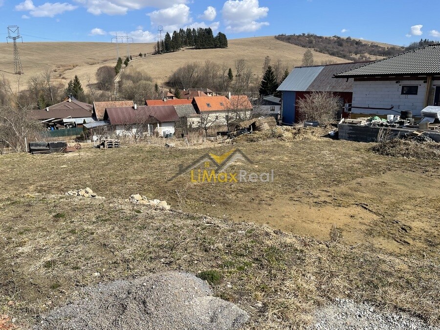 Pozemok so stavebným povolením neďaleko Liptovského Mikuláša — foto 7