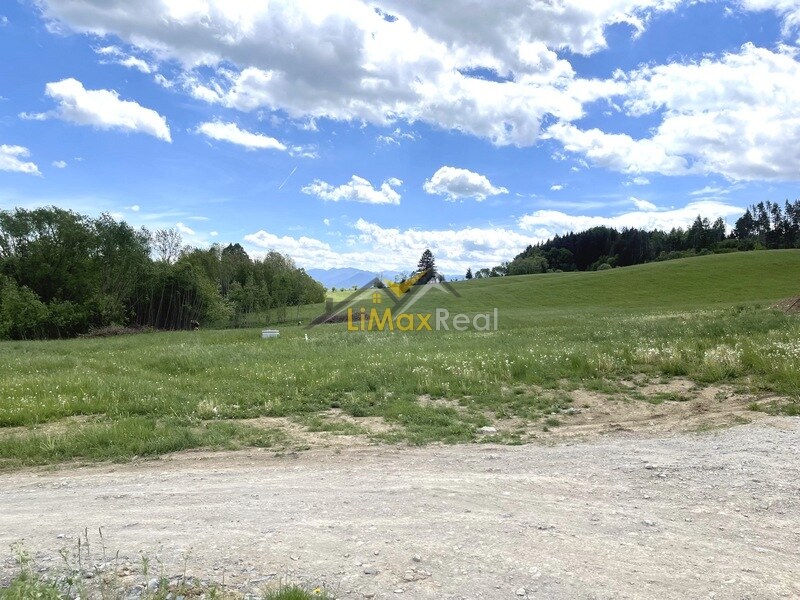 Slnečné stavebné pozemky v obci Ižipovce na predaj — foto 18