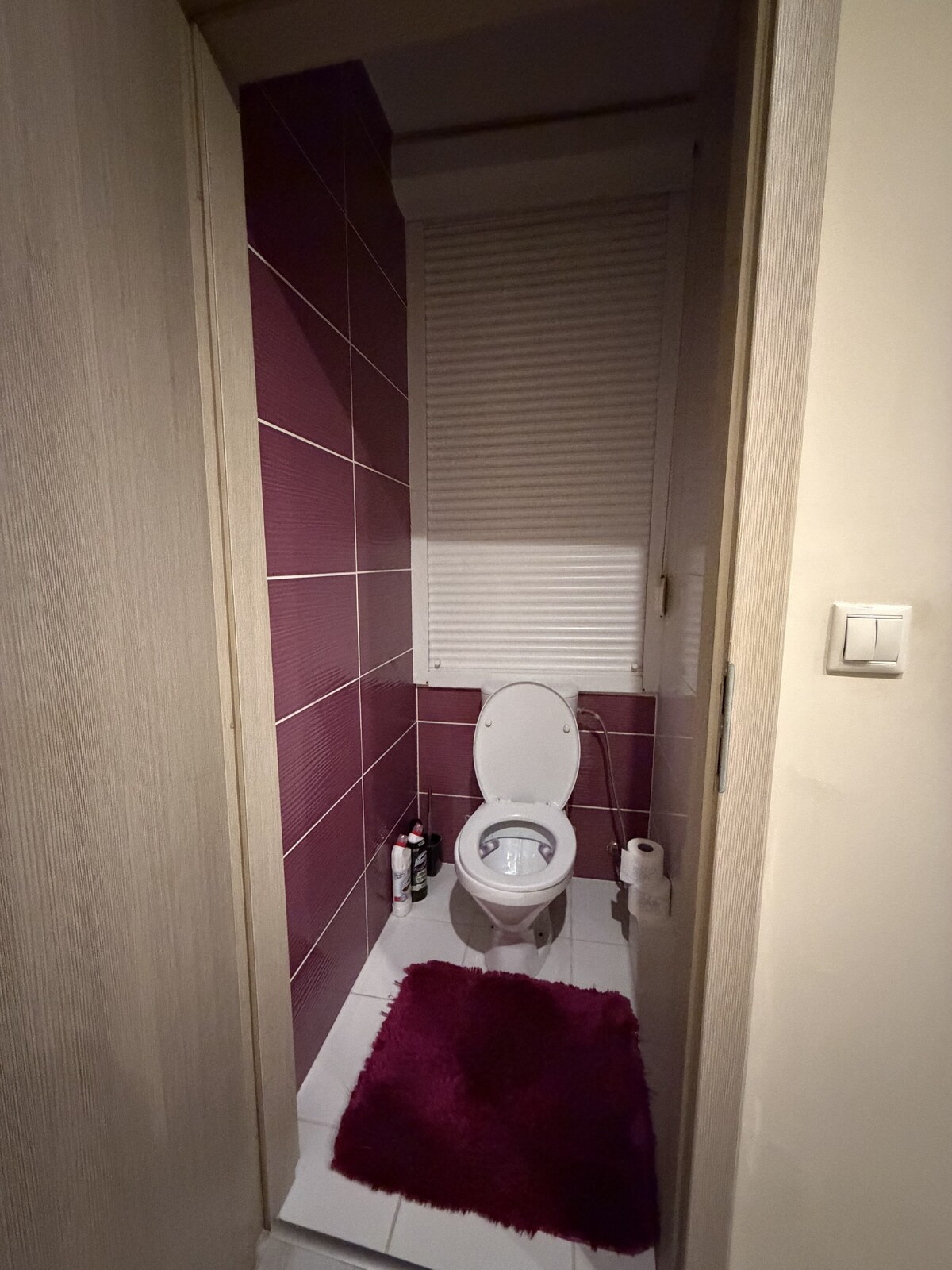 EXKLUZÍVNE IBA U NÁS – Priestranný 3-izbový byt pri kine v Nových Zámkoch — foto 7