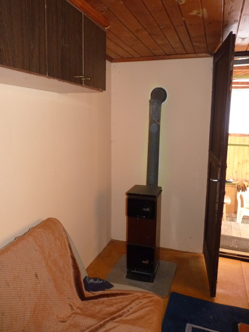 Predaj, murovaná chata, záhrada, Nové Zámky — foto 19