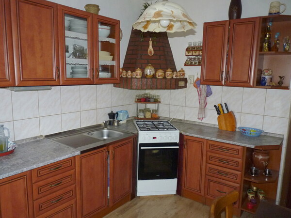 NOVÁ CENA !! Predaj, 3 izbový byt, Hurbanovo