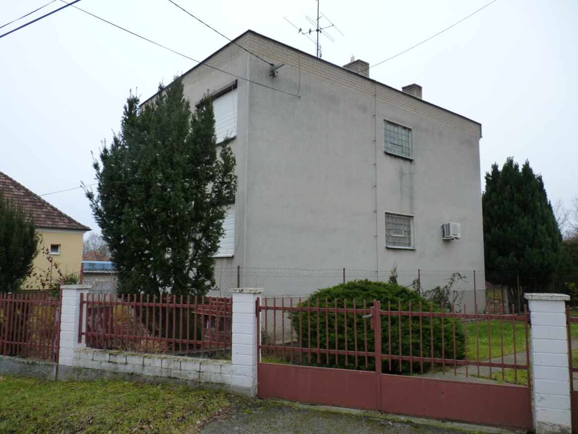 Predaj, rodinný dom, Hurbanovo — foto 3