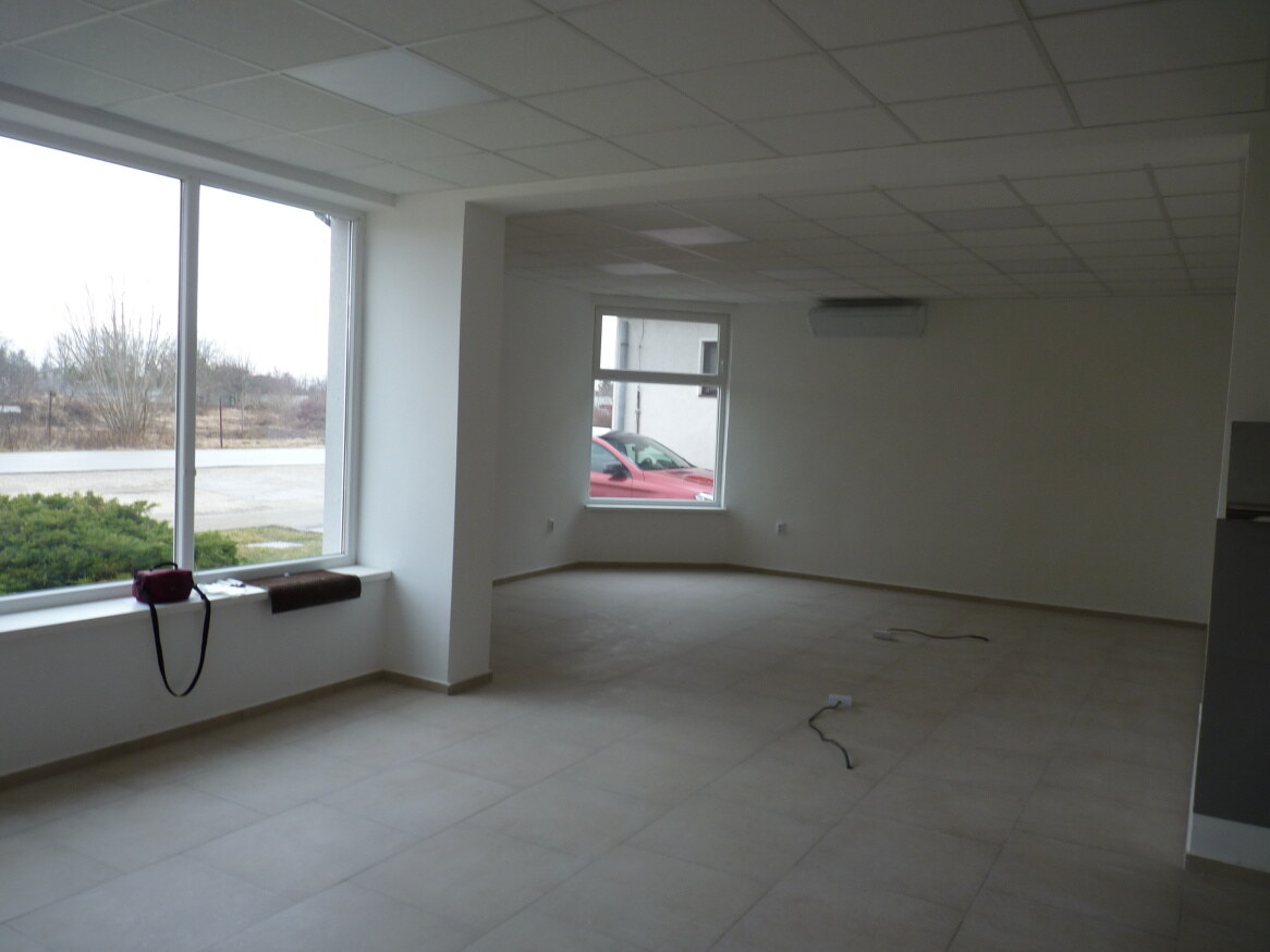 Prenájom, obchodný priestor, sklad, prevádzka, Palárikovo — foto 2
