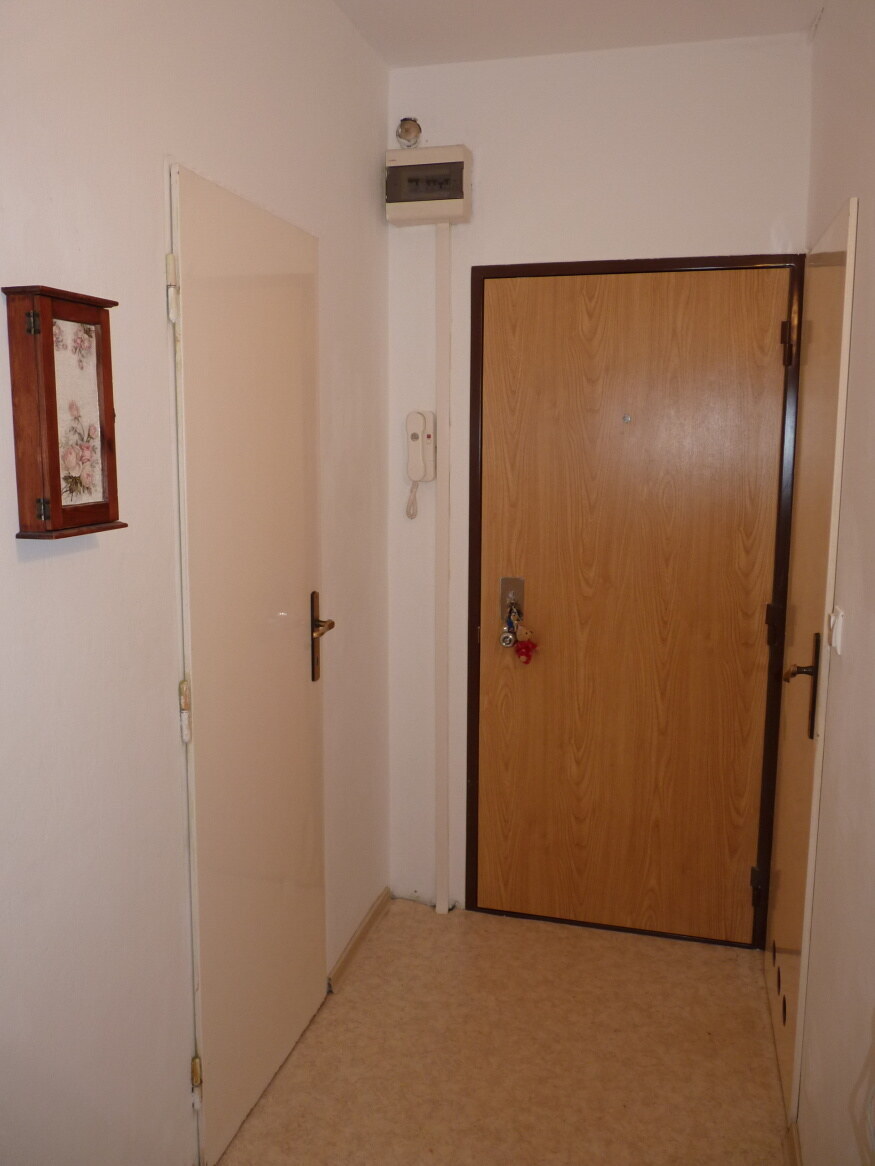 Prenájom, 3 izbový byt, Nové Zámky — foto 2