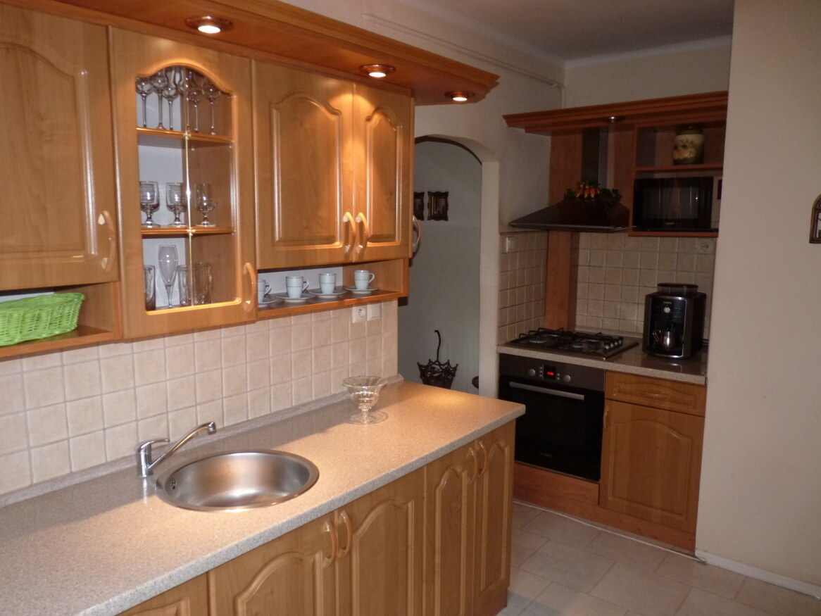 Prenájom, 3 izbový tehlový byt, Nové Zámky — foto 6