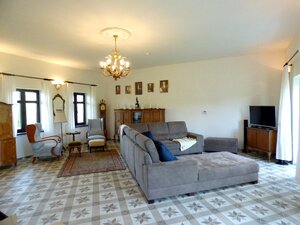 Rodinný dom po kompletnej rekonštrukcii v Čermanoch — foto 1