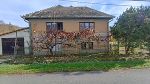 Dom v obci Ľuboriečka s veľkým pozemkom, — foto 1