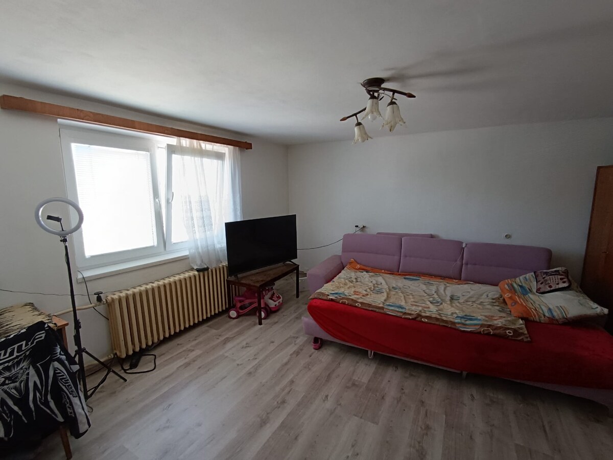 Na predaj rodinný dom s dvomi bytmi v Novej Bani — foto 9