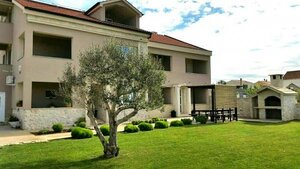 Samostatne stojaci dom na predaj, Privlaka — foto 1