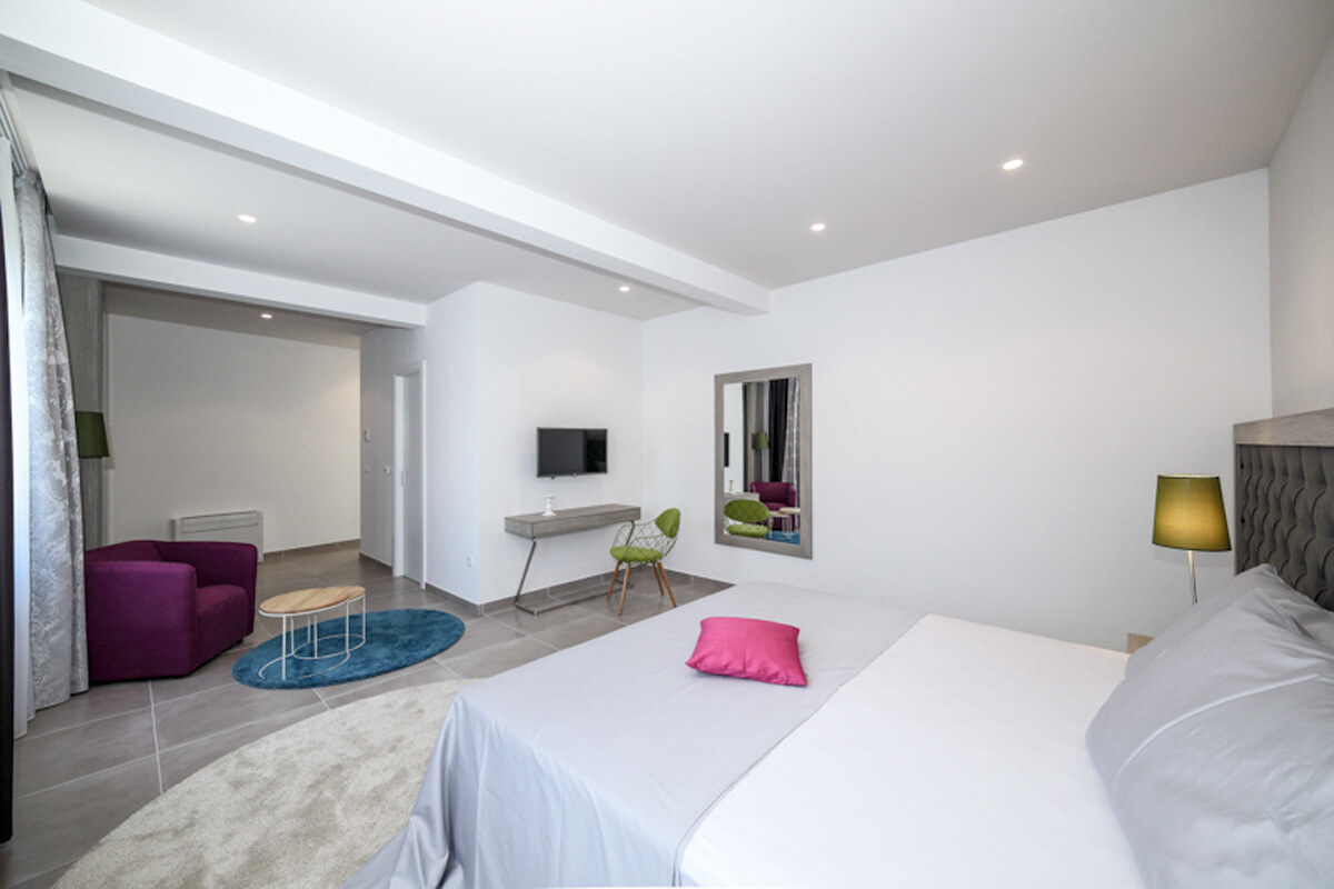 ŠPIČKOVĚ ZAŘÍZENÁ VILA S BAZÉNEM, TROGIR - ČIOVO — foto 18
