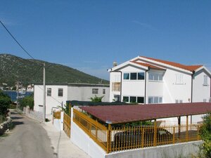 APARTMÁNOVÝ DŮM, MARINA-VINIŠĆE — foto 5