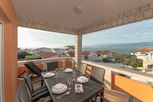 Apartmánový dům - novostavba, Vir — foto 1