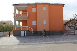 Apartmánový dům - novostavba, Vir — foto 2