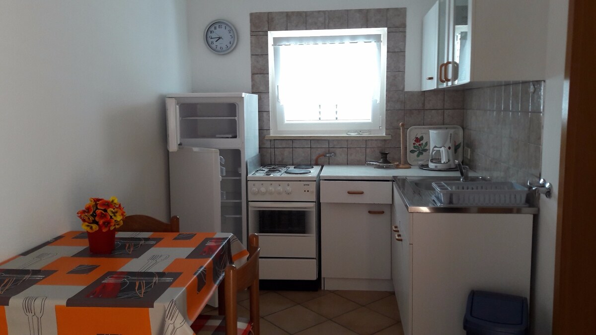 Apartmánový dom 1. rada pri mori — foto 4