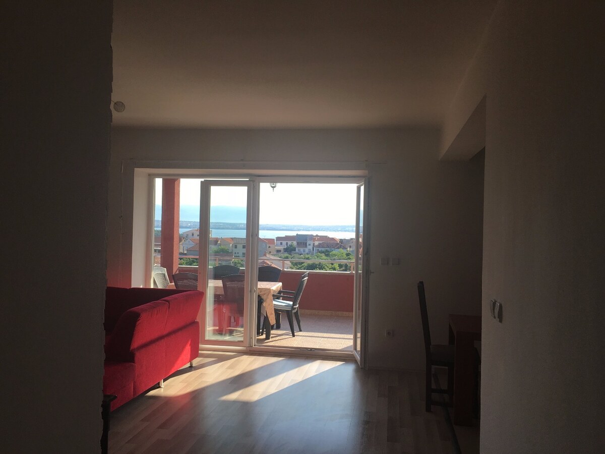 APARTMÁNOVÝ DŮM, OSTROV UGLJAN - KALI — foto 8