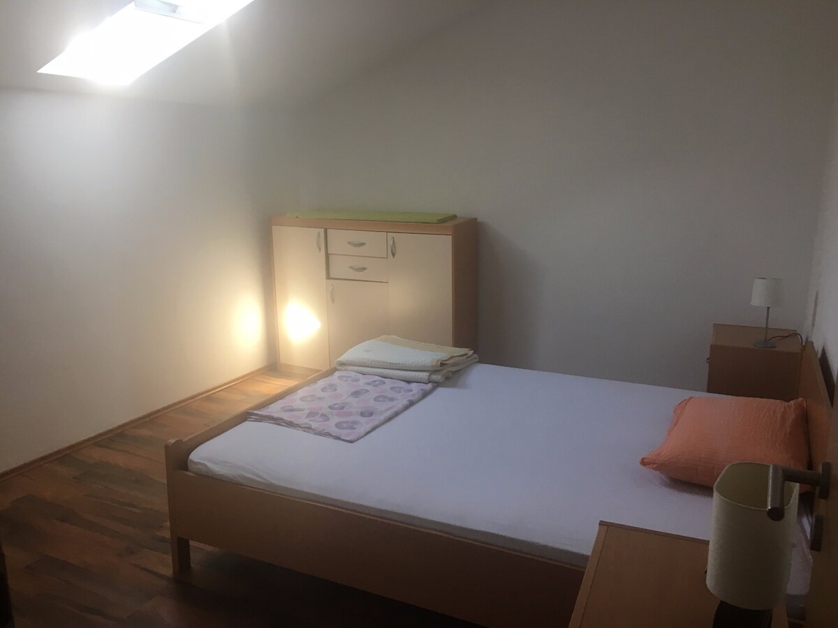 APARTMÁNOVÝ DŮM, OSTROV UGLJAN - KALI — foto 10