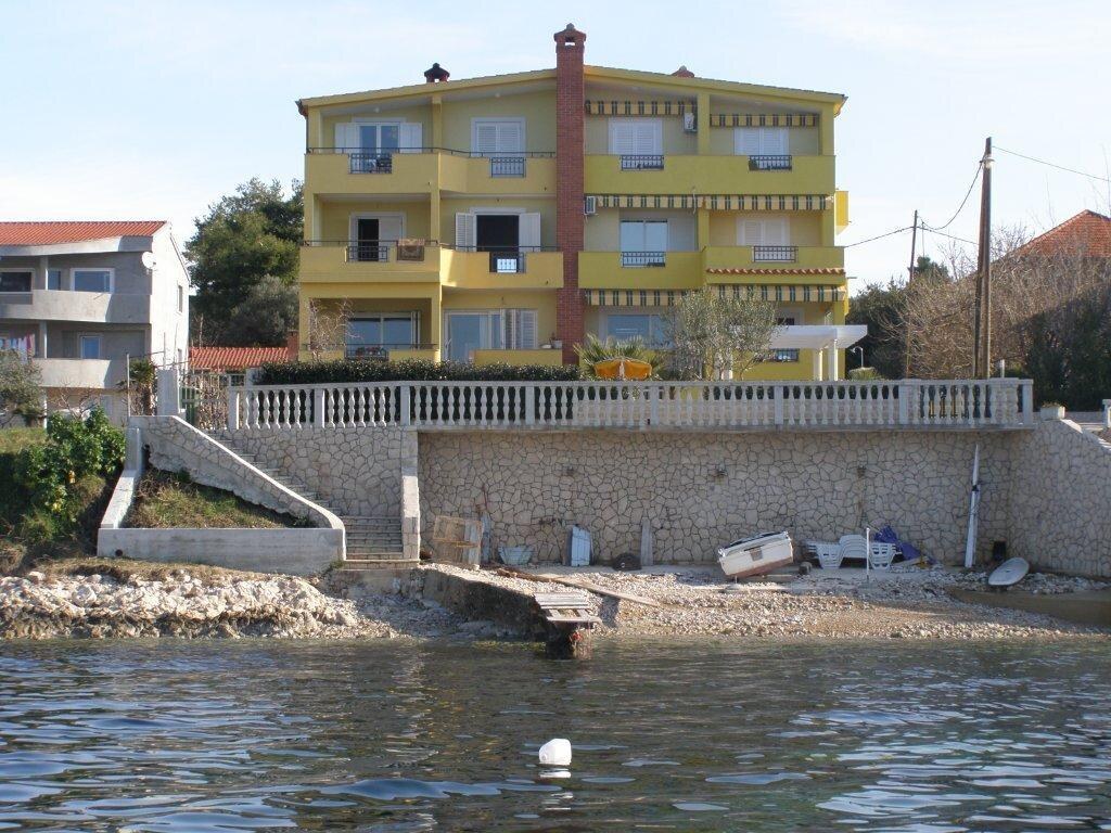 APARTMÁNOVÝ DOM PRI MORI, KOŽINO — foto 15