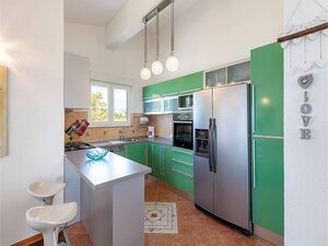 APARTMÁNOVÁ VILA S BAZÉNOM A VÝHĽADOM NA MORE — foto 11