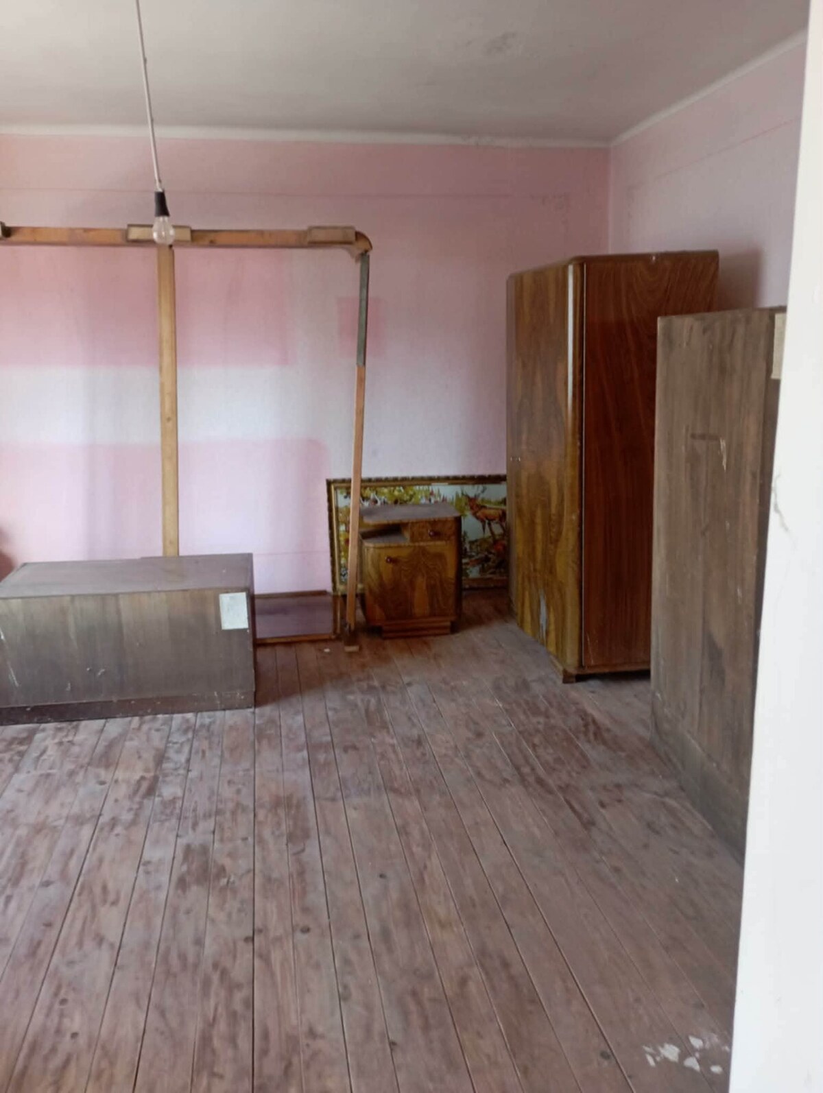 Dom v obci Ľuboriečka s veľkým pozemkom, — foto 11