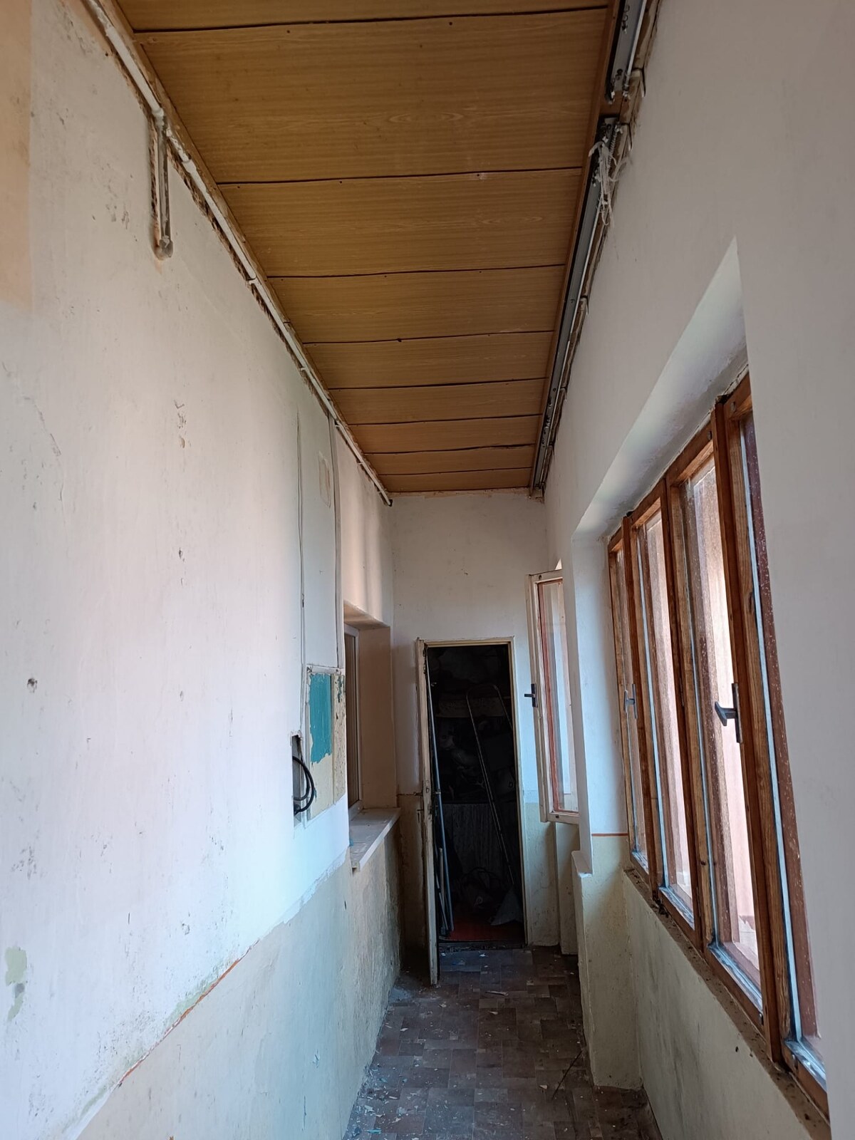 NA PREDAJ  RODINNÝ DOM  V OBCI BREHY — foto 7
