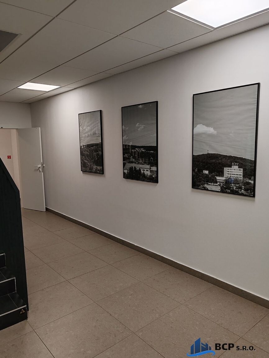 Bez provízie - Výhodný prenájom kancelárie-Polianky 5, Bratislava- Dúbravka — foto 5