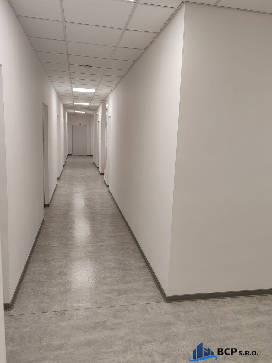Bez provízie - Výhodný prenájom kancelárie-Polianky 5, Bratislava- Dúbravka — foto 10